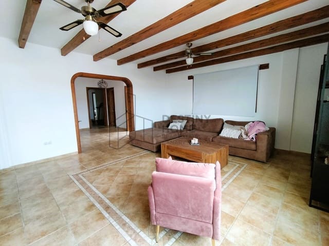 3 quarto Moradia para venda em Lajares, La Oliva com piscina garagem - 775 000 € (Ref: 9849072)