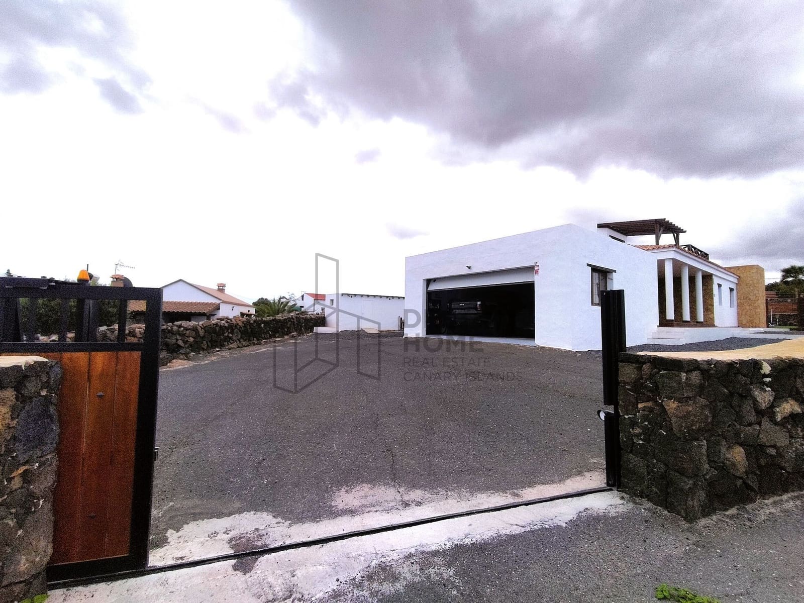 3 quarto Moradia para venda em Lajares com piscina garagem - 775 000 € (Ref: 9849072)