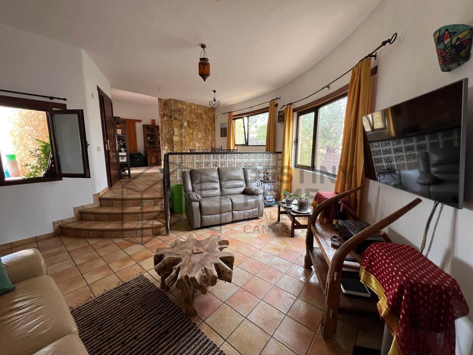 3 bedroom Finca/Country House for sale in Tindaya with garage - € 475,000 (Ref: 9851657)