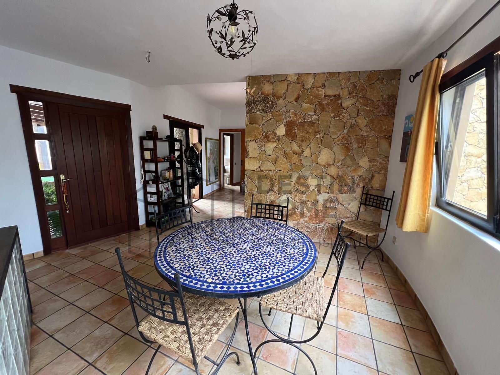 3 bedroom Finca/Country House for sale in Tindaya with garage - € 475,000 (Ref: 9851657)