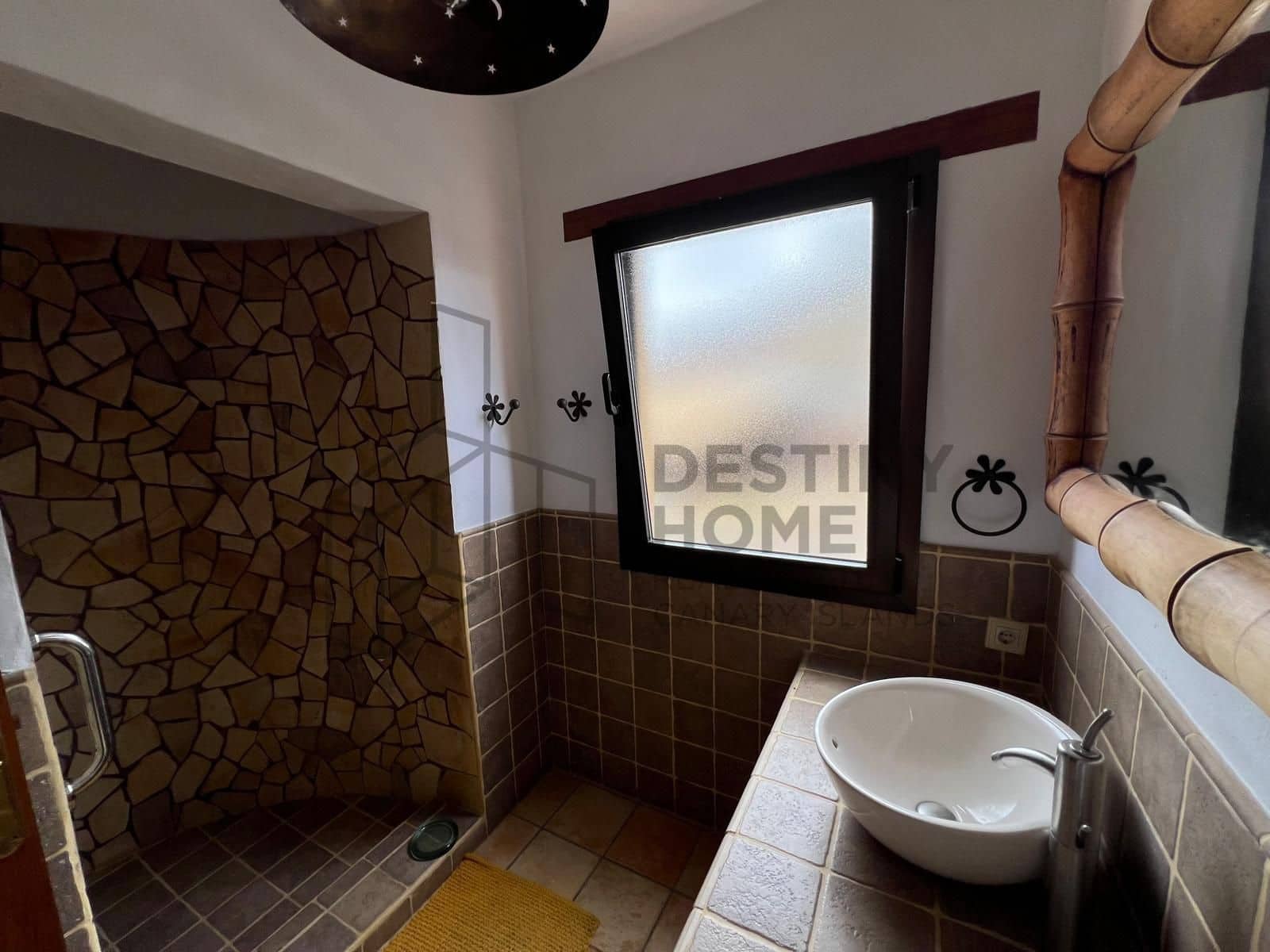 3 bedroom Finca/Country House for sale in Tindaya with garage - € 475,000 (Ref: 9851657)