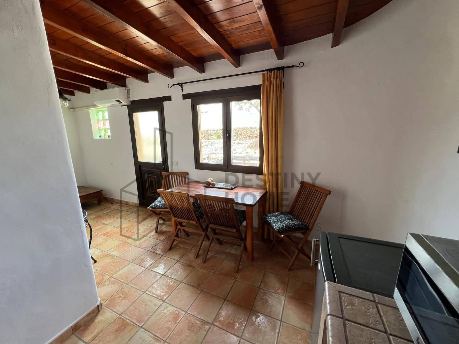 3 bedroom Finca/Country House for sale in Tindaya with garage - € 475,000 (Ref: 9851657)