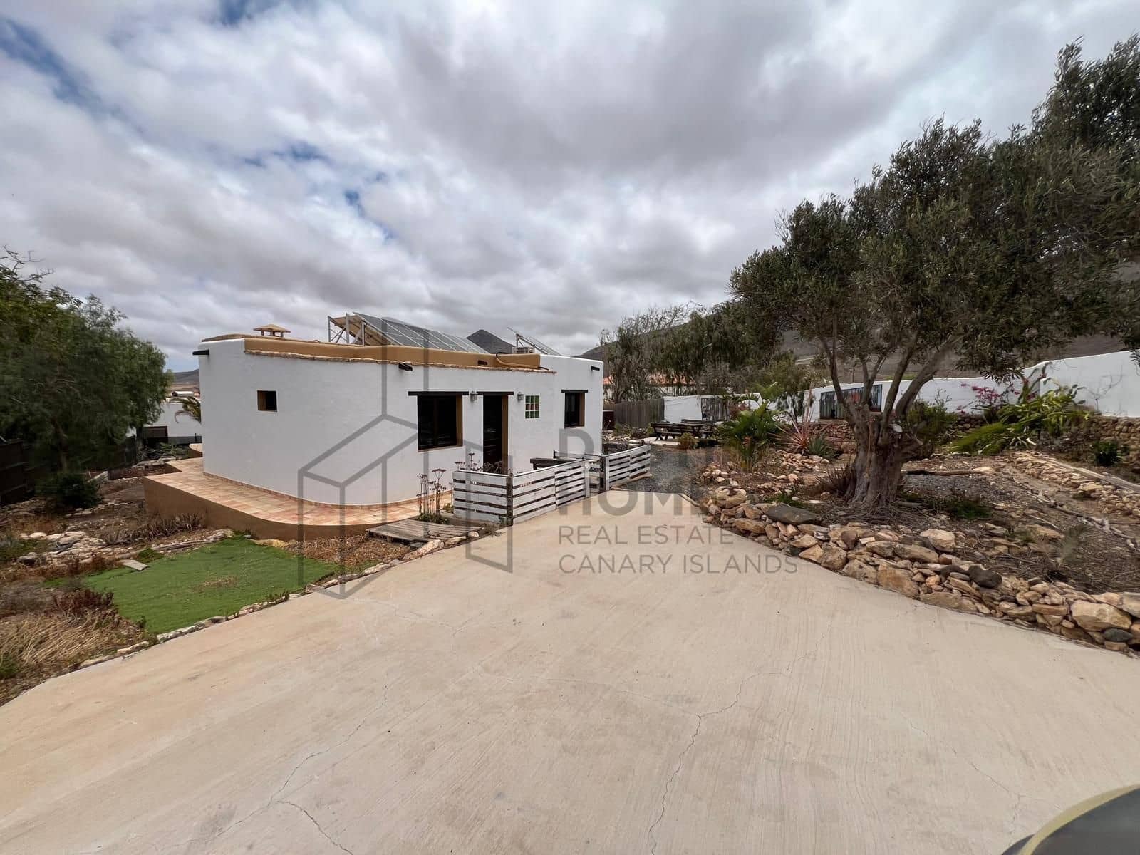 3 bedroom Finca/Country House for sale in Tindaya with garage - € 475,000 (Ref: 9851657)