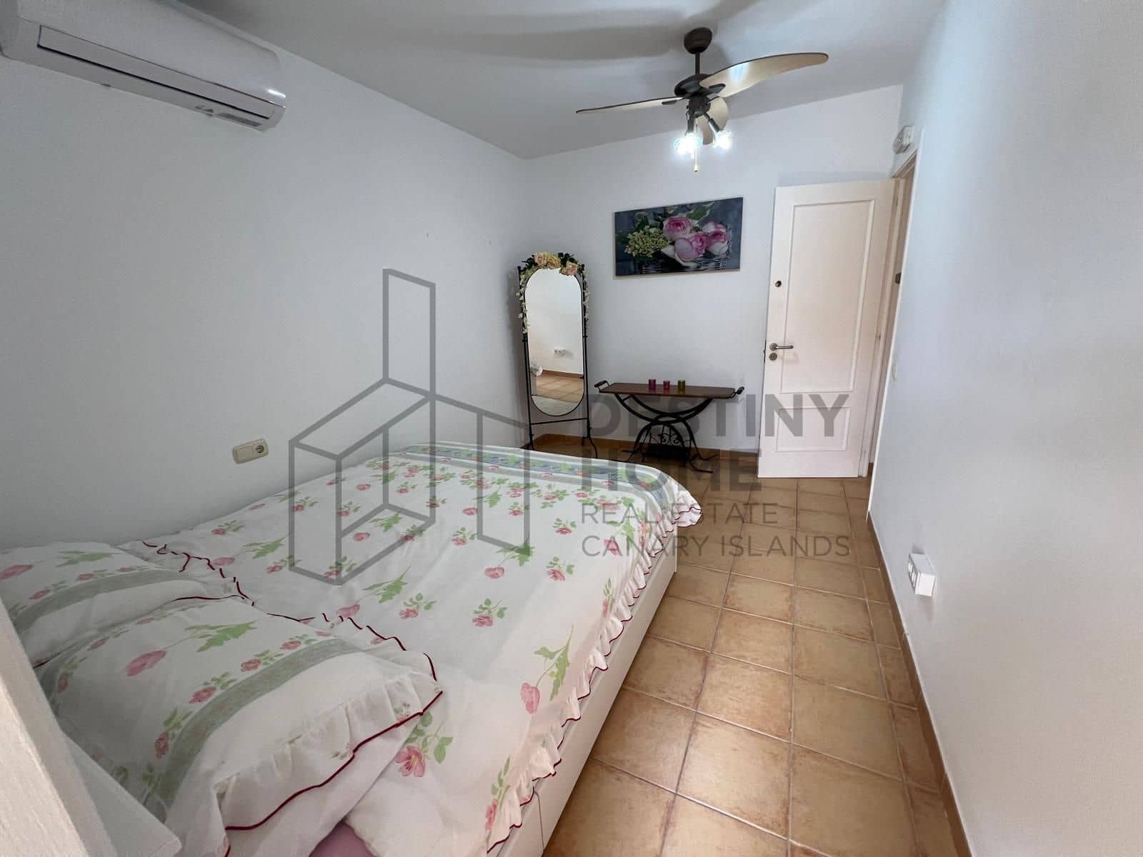 2 soveværelse Villa til salg i Corralejo med swimmingpool garage - € 280.000 (Ref: 9855039)