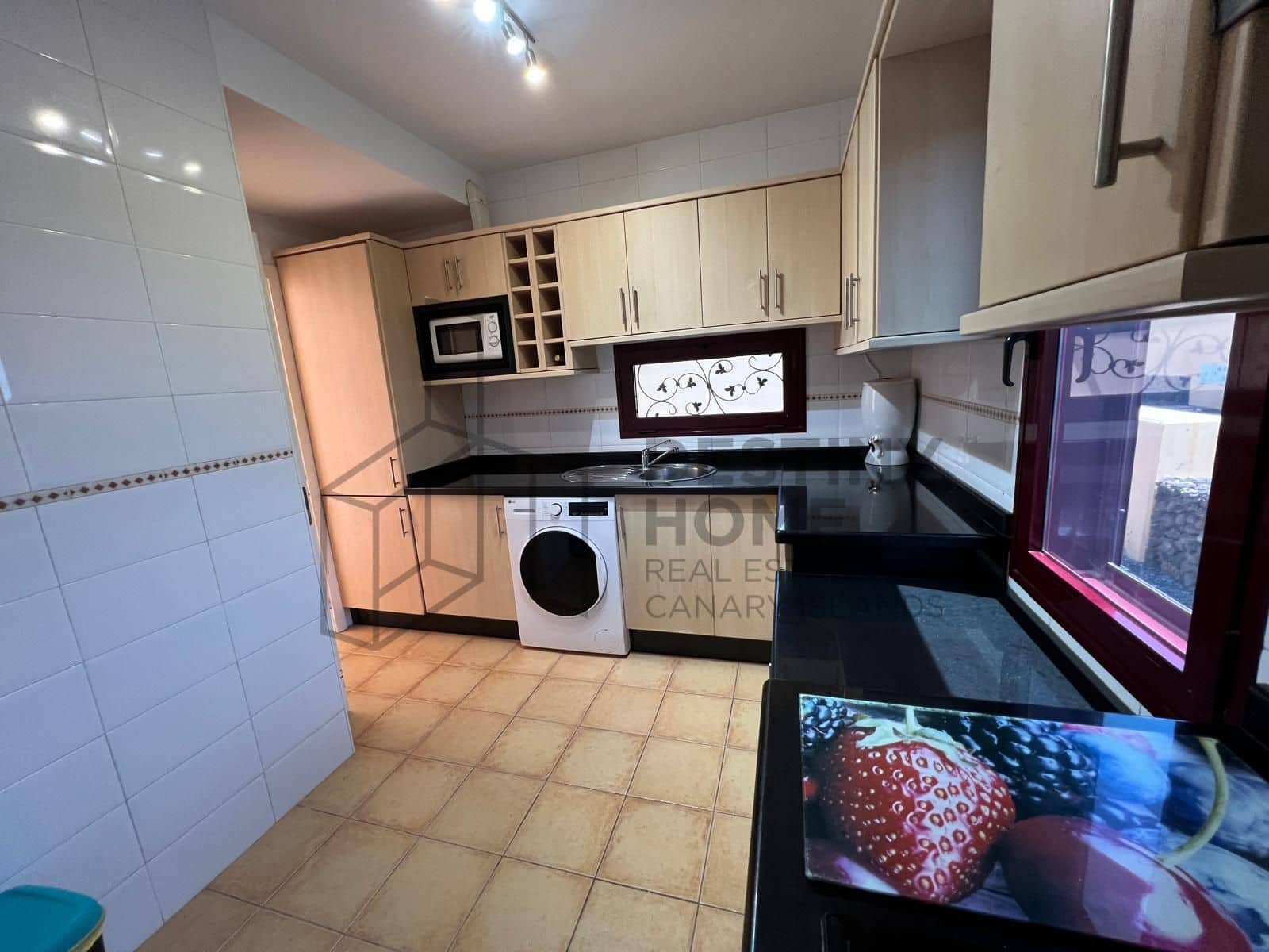 2 soveværelse Villa til salg i Corralejo med swimmingpool garage - € 280.000 (Ref: 9855039)