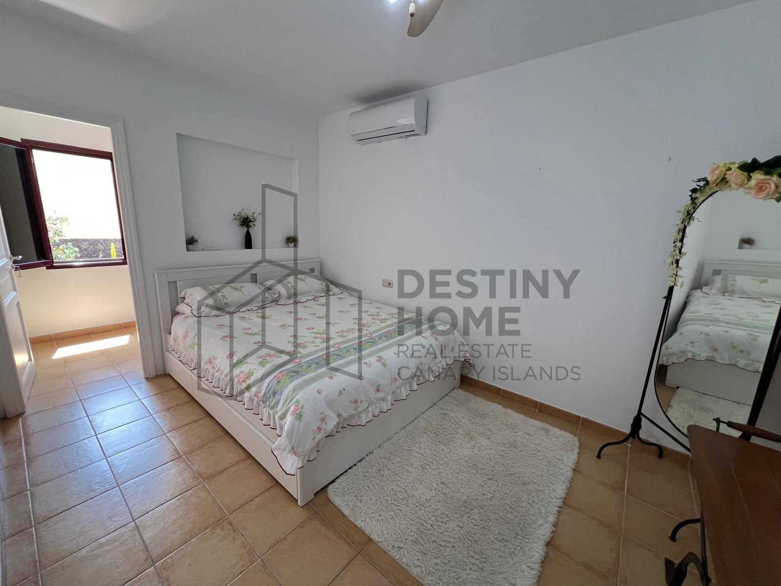 2 soveværelse Villa til salg i Corralejo med swimmingpool garage - € 280.000 (Ref: 9855039)