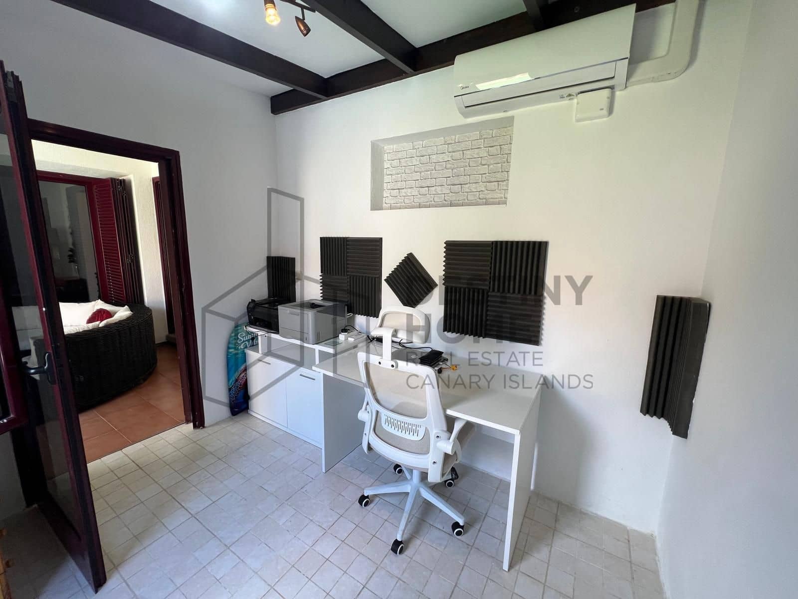 2 soveværelse Villa til salg i Corralejo med swimmingpool garage - € 280.000 (Ref: 9855039)