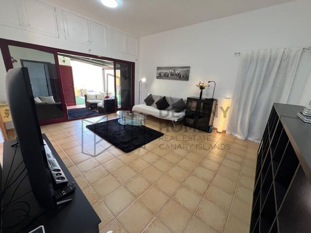 2 soveværelse Villa til salg i Corralejo, La Oliva med swimmingpool garage - € 280.000 (Ref: 9855039)