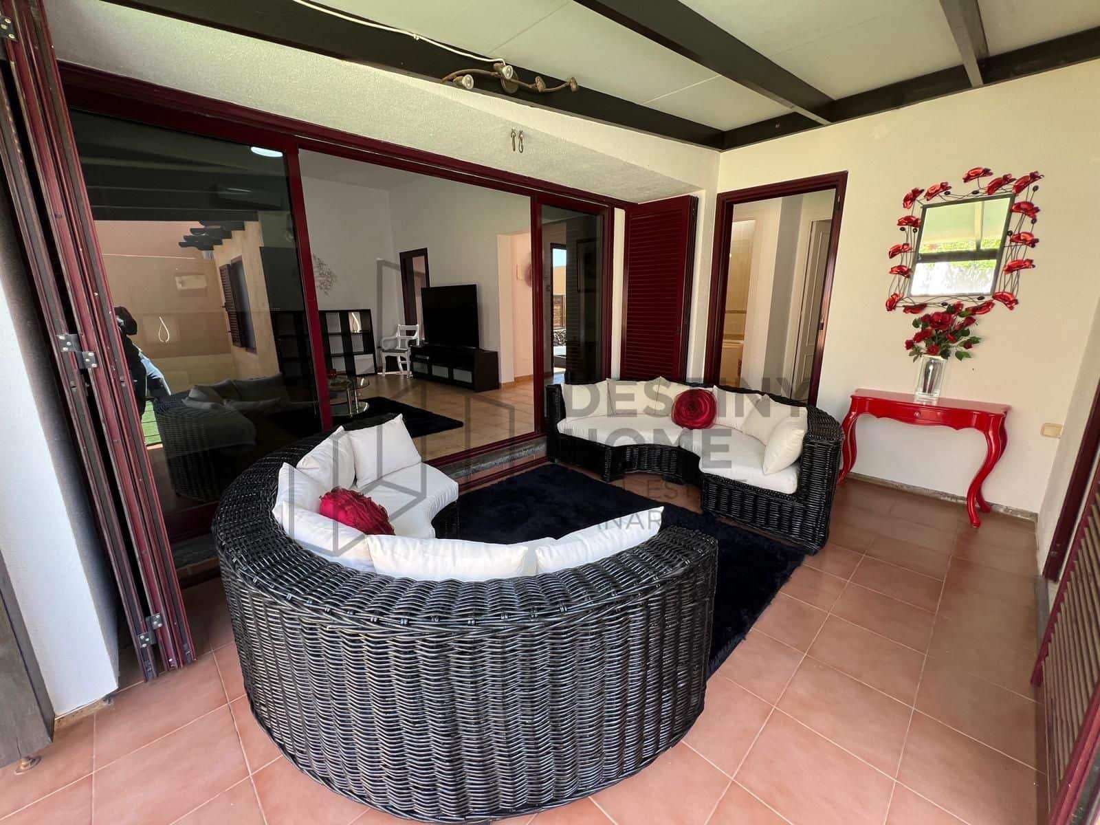 2 soveværelse Villa til salg i Corralejo med swimmingpool garage - € 280.000 (Ref: 9855039)