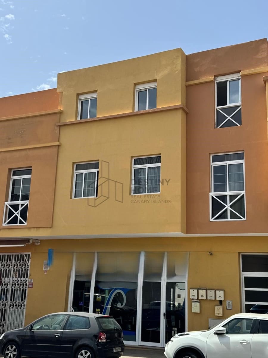 Apartamento de 2 habitaciones en Puerto del Rosario en venta - 180.000 € (Ref: 9855041)