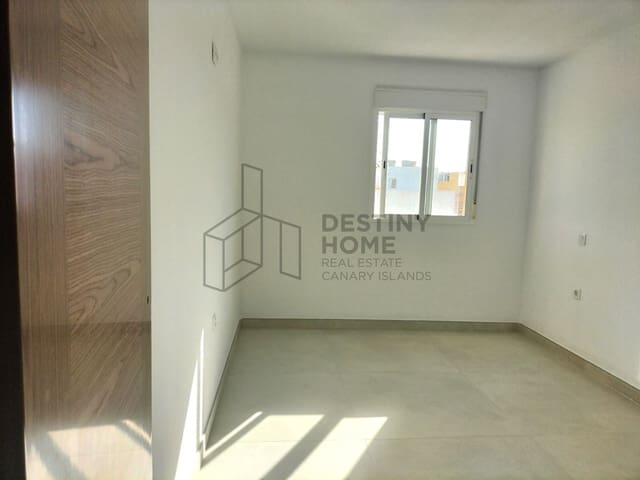 2 soverom Leilighet til salgs i Puerto del Rosario - € 180 000 (Ref: 9855041)