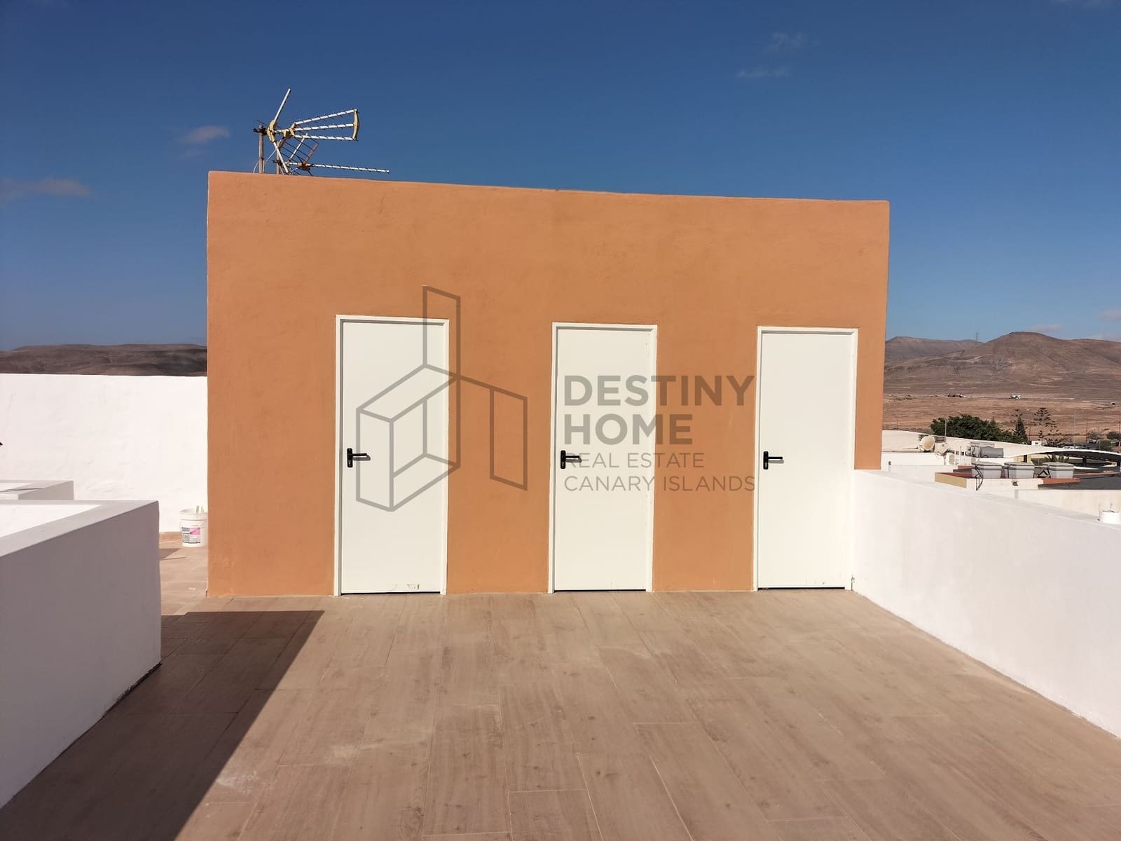 Apartamento de 2 habitaciones en Puerto del Rosario en venta - 180.000 € (Ref: 9855041)