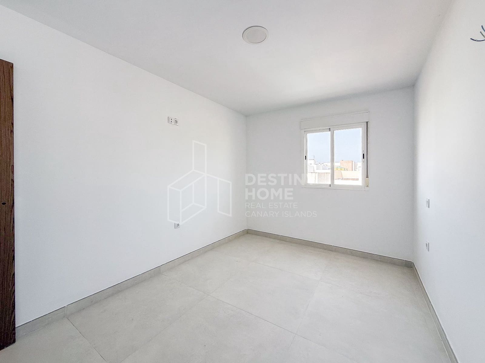 2 soveværelse Lejlighed til salg i Puerto del Rosario - € 180.000 (Ref: 9855041)