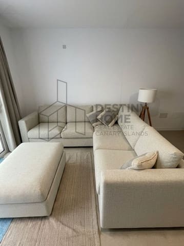 2 bedroom Townhouse for rent in El Cotillo, La Oliva - € 1,800 (Ref: 9866665)