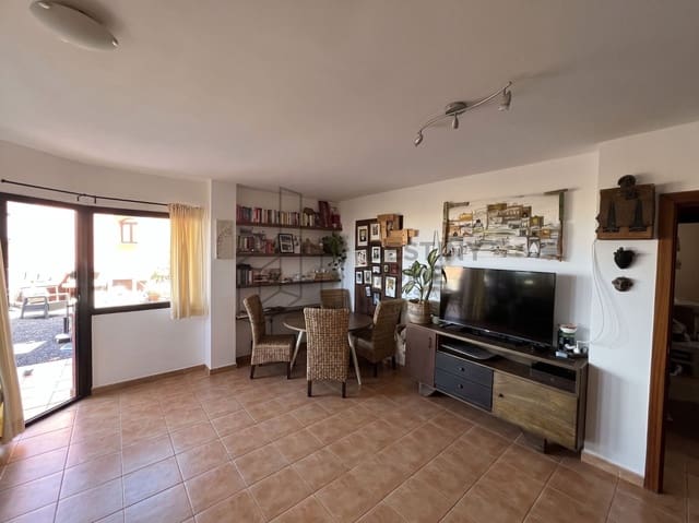 2 chambre Appartement à vendre à Corralejo, La Oliva avec garage - 275 000 € (Ref: 9877986)