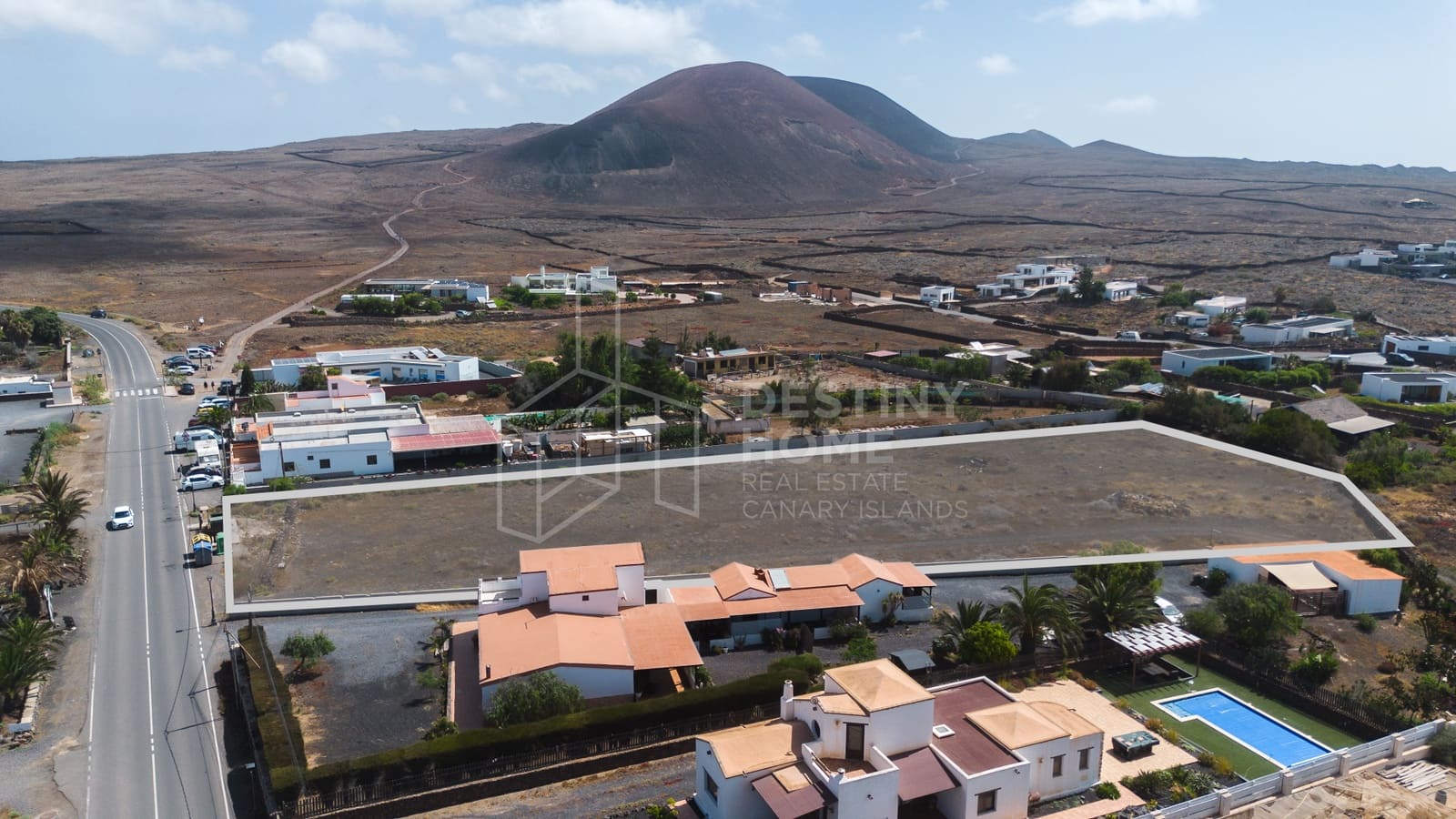 Undeveloped Land for sale in Lajares - € 599,000 (Ref: 9884179)