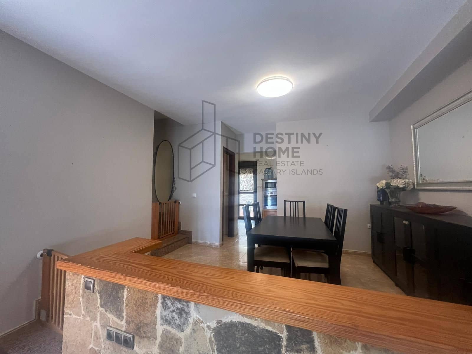 3 bedroom Semi-detached Villa for sale in El Matorral with garage - € 284,000 (Ref: 9889901)
