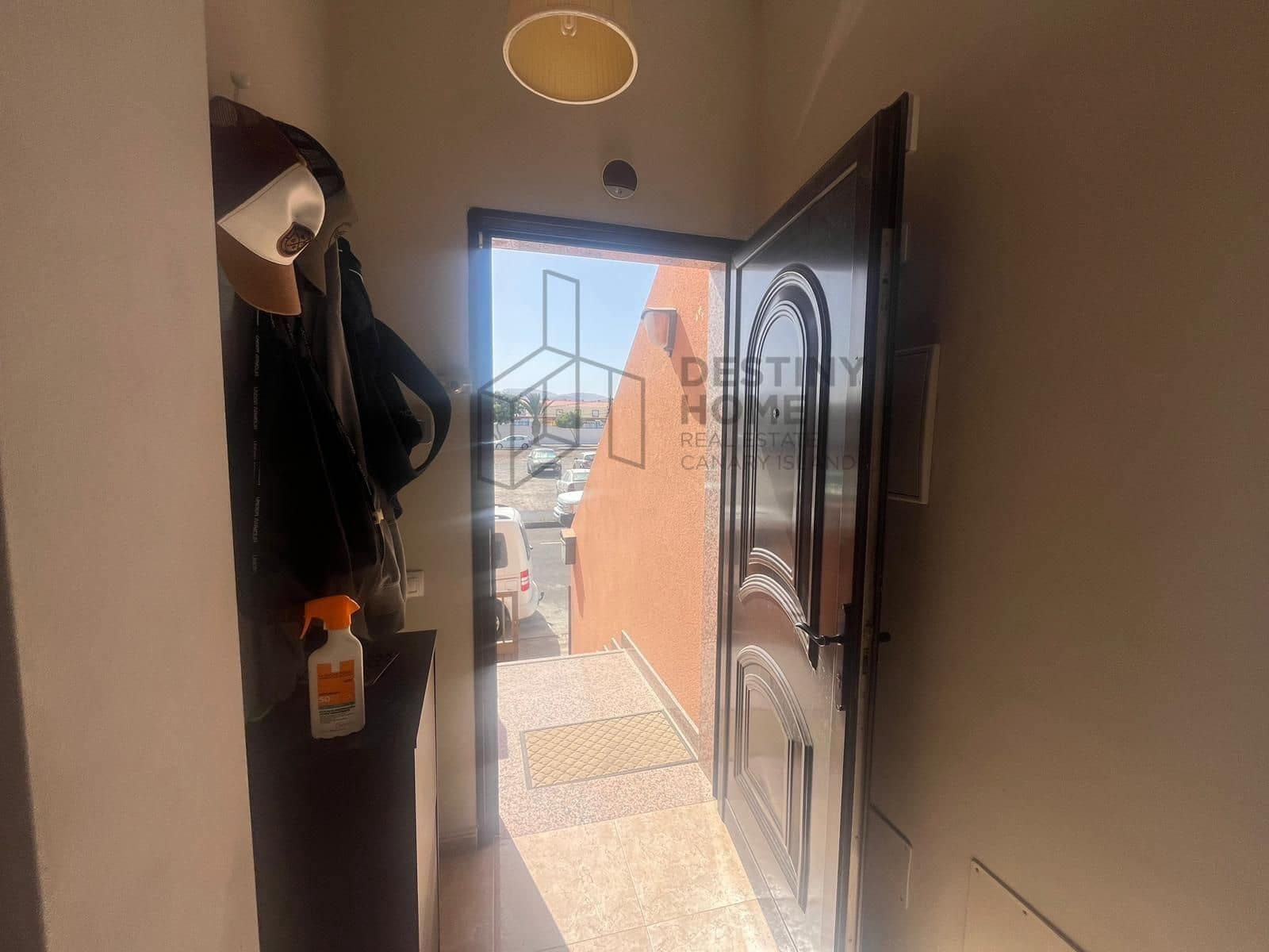 3 bedroom Semi-detached Villa for sale in El Matorral with garage - € 284,000 (Ref: 9889901)