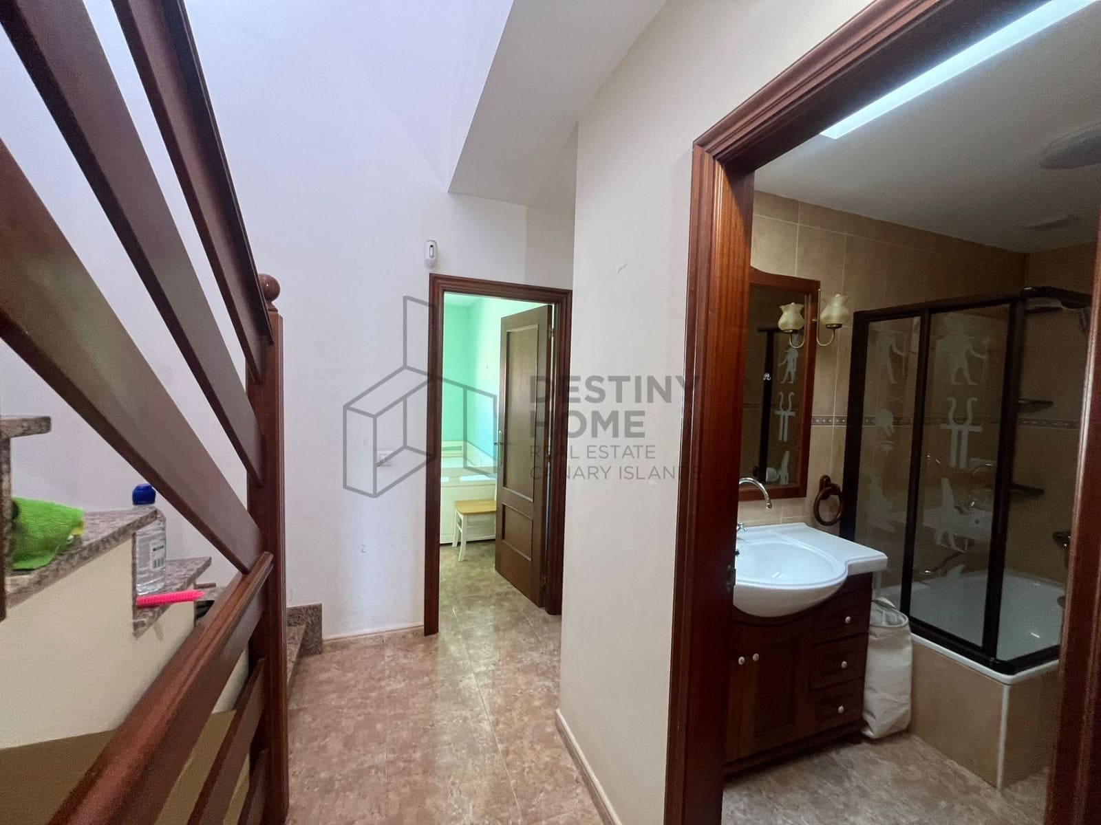 3 bedroom Semi-detached Villa for sale in El Matorral with garage - € 284,000 (Ref: 9889901)