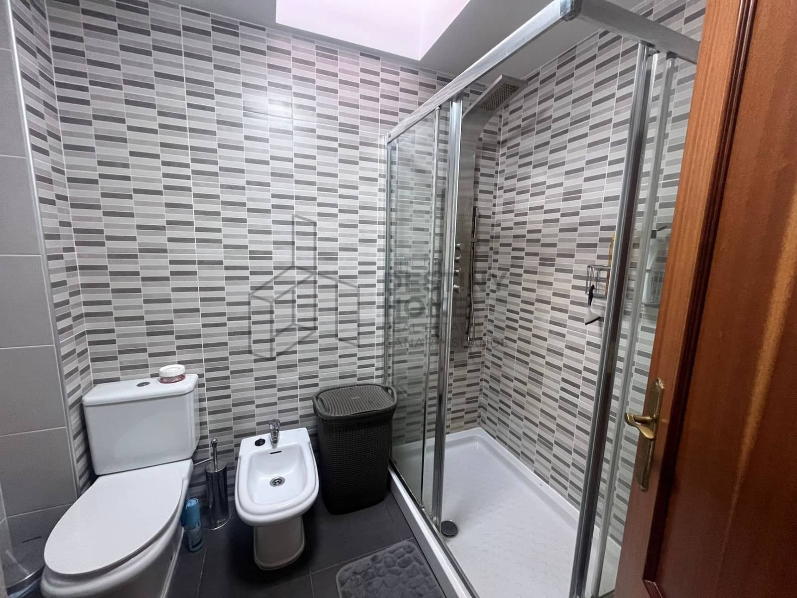 3 bedroom Semi-detached Villa for sale in El Matorral with garage - € 284,000 (Ref: 9889901)