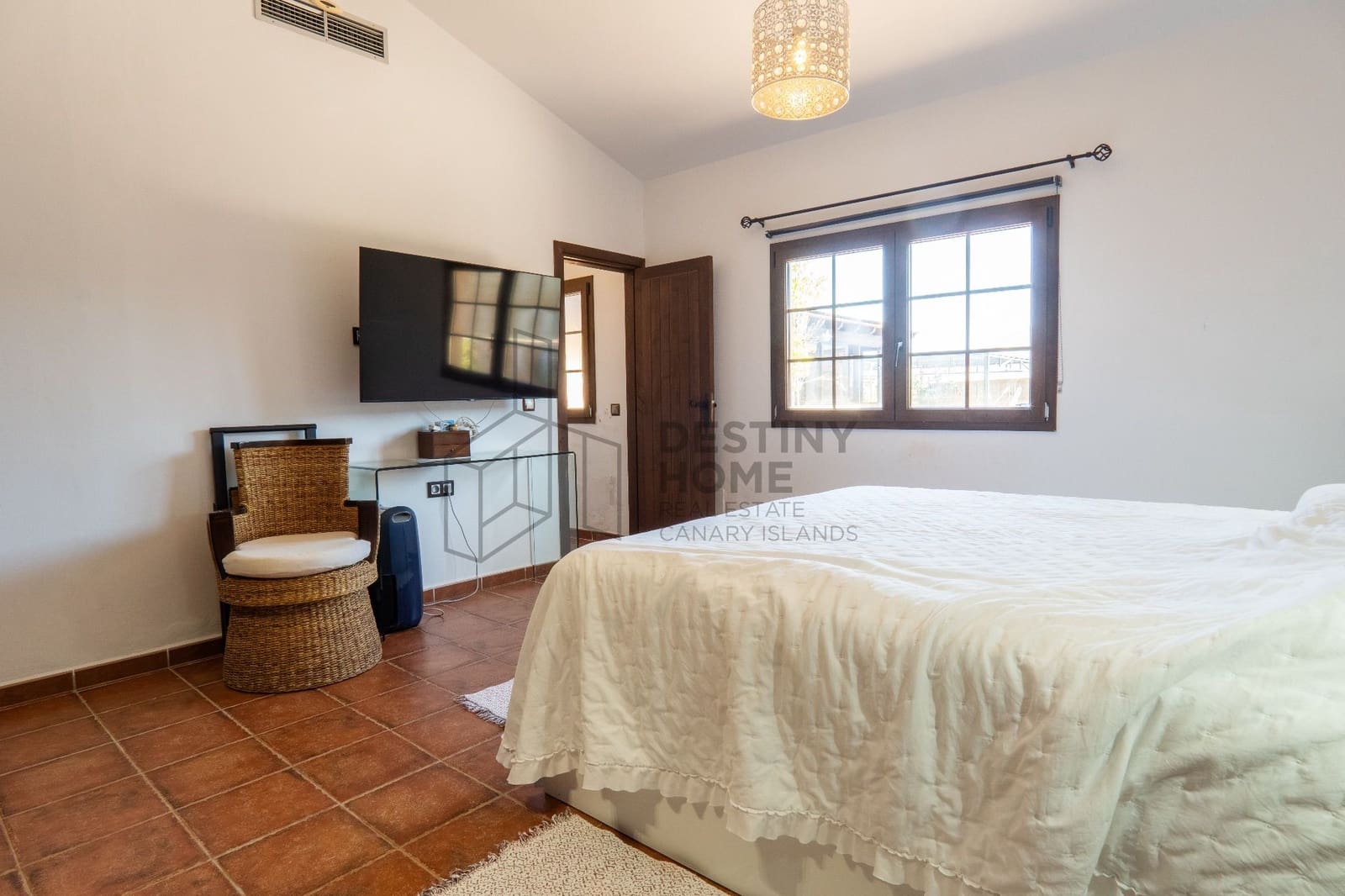4 Zimmer Villa zu verkaufen in Casillas del Angel mit Pool Garage - 600.000 € (Ref: 9891782)