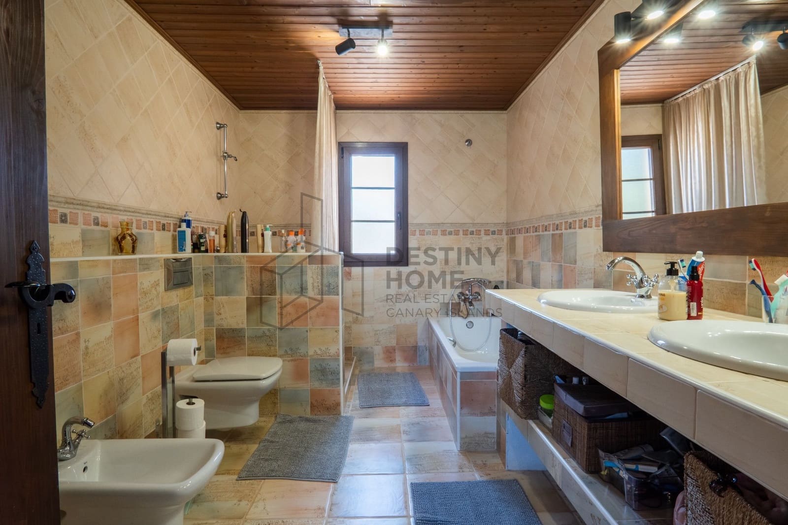 4 Zimmer Villa zu verkaufen in Casillas del Angel mit Pool Garage - 600.000 € (Ref: 9891782)