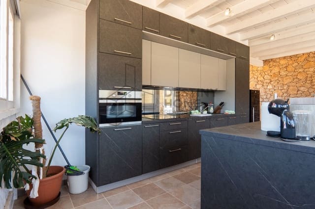 4 Zimmer Villa zu verkaufen in Casillas del Angel, Puerto del Rosario mit Pool Garage - 600.000 € (Ref: 9891782)