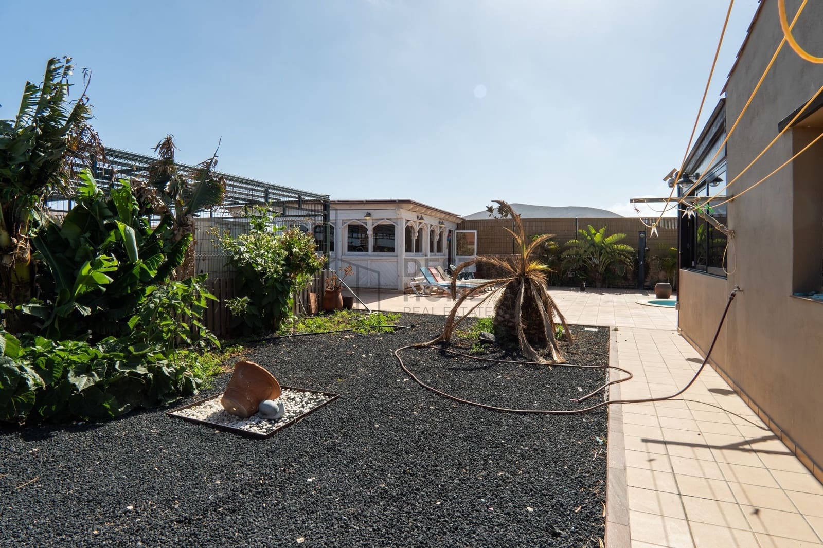 4 Zimmer Villa zu verkaufen in Casillas del Angel mit Pool Garage - 600.000 € (Ref: 9891782)