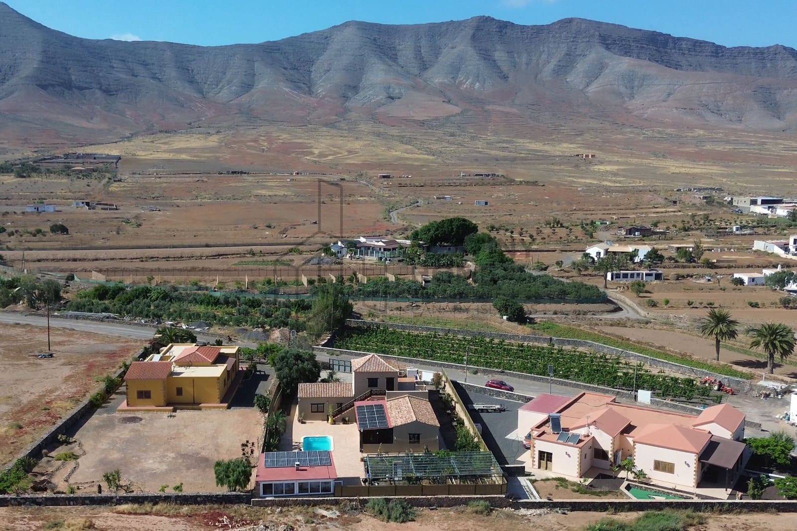4 Zimmer Villa zu verkaufen in Casillas del Angel mit Pool Garage - 600.000 € (Ref: 9891782)