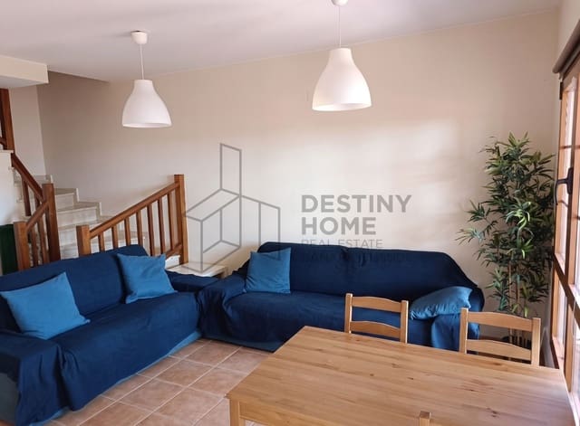 3 quarto Moradia Geminada para arrendar em La Oliva com garagem - 1 050 € (Ref: 9891783)