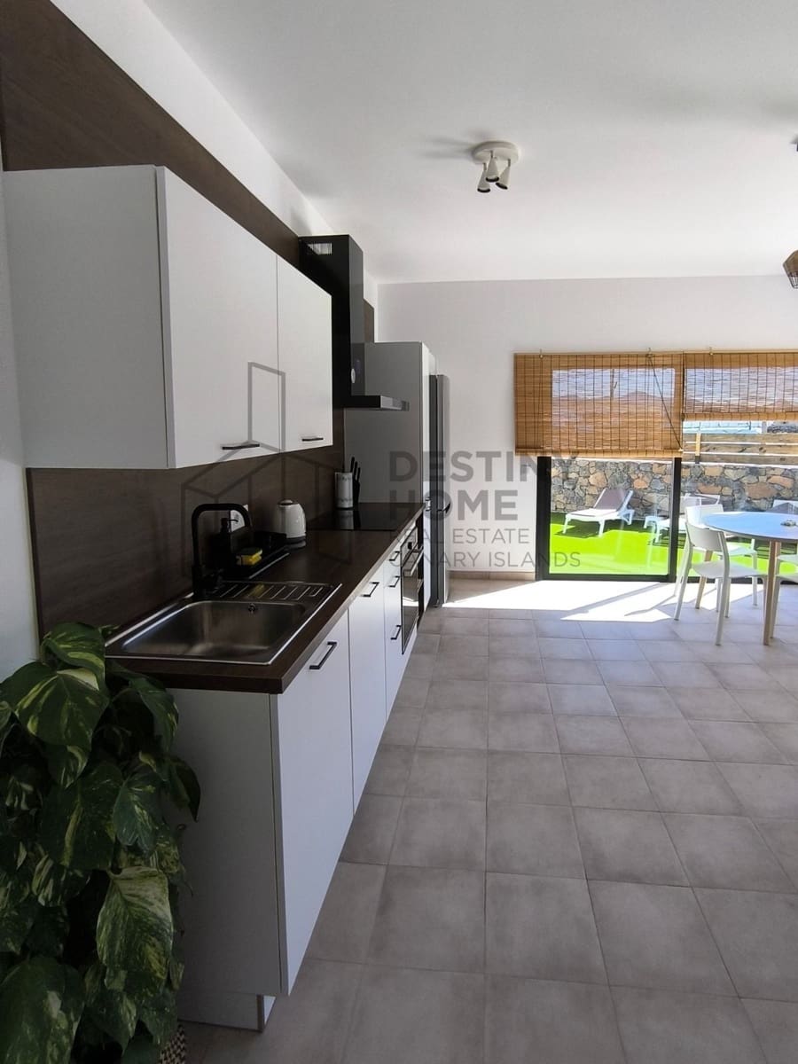 3 slaapkamer Villa te koop in Lajares met zwembad garage - € 1.100.000 (Ref: 9899025)