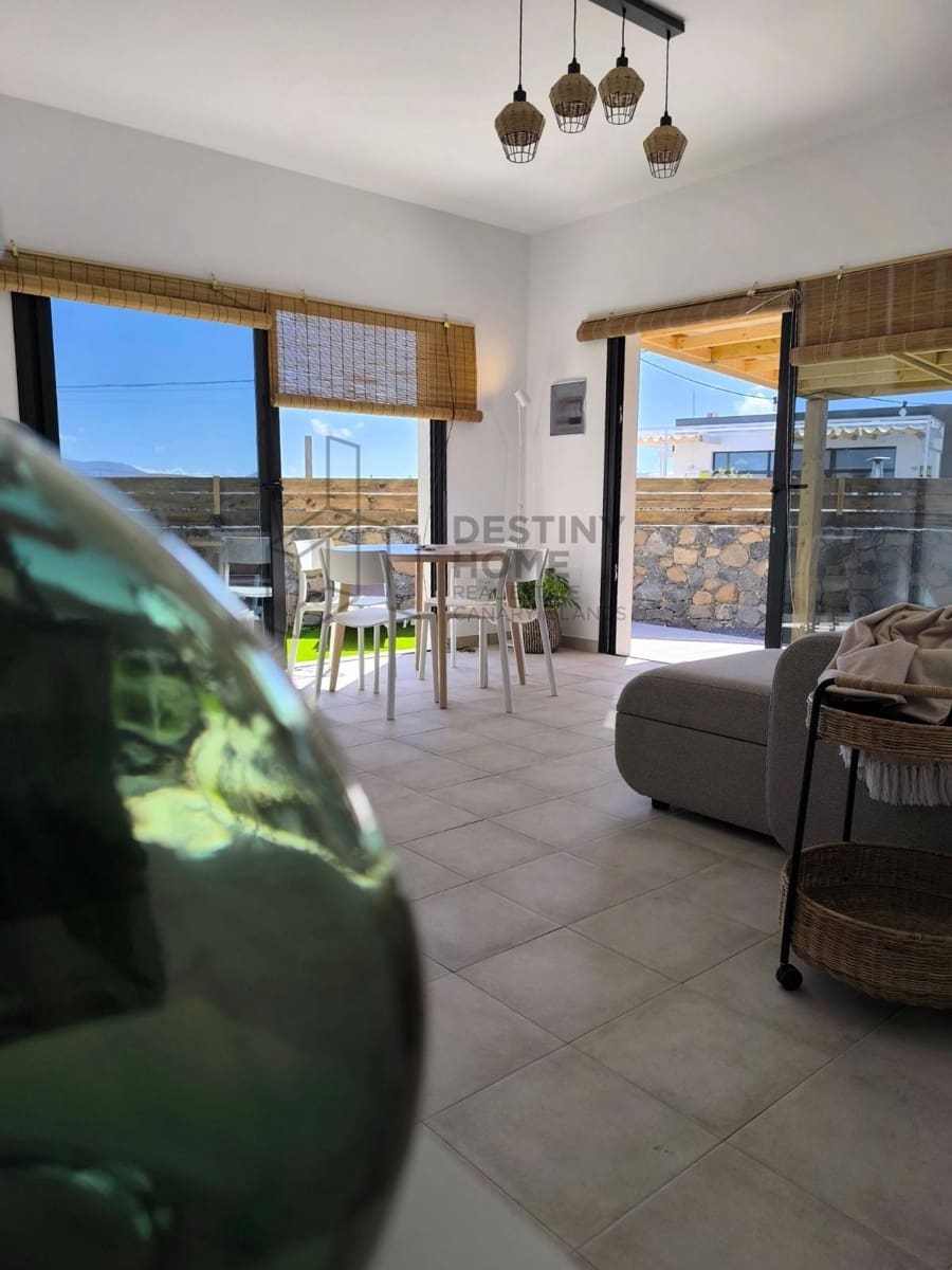3 slaapkamer Villa te koop in Lajares met zwembad garage - € 1.100.000 (Ref: 9899025)