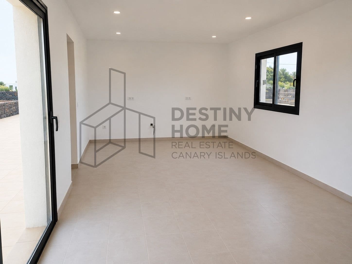 3 slaapkamer Villa te koop in Lajares met zwembad garage - € 1.100.000 (Ref: 9899025)
