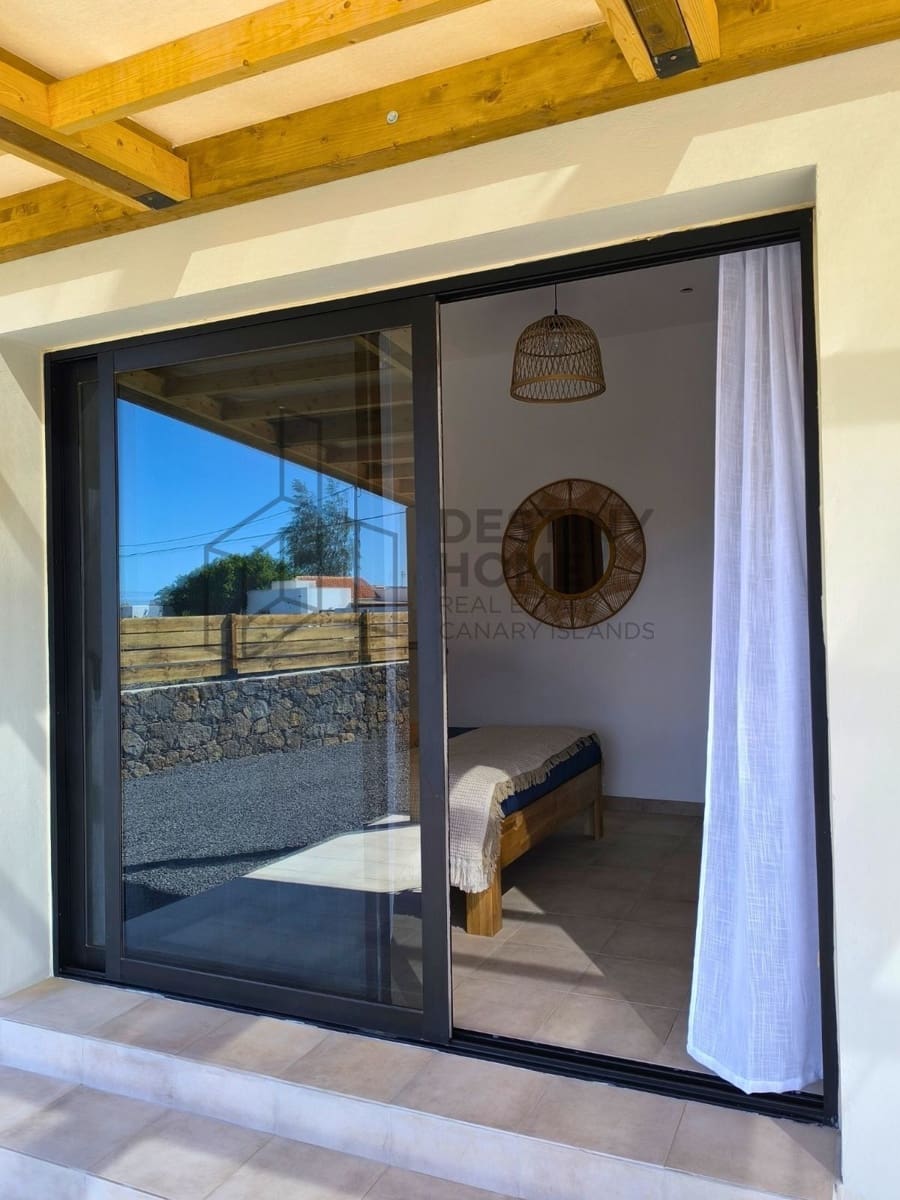 3 slaapkamer Villa te koop in Lajares met zwembad garage - € 1.100.000 (Ref: 9899025)