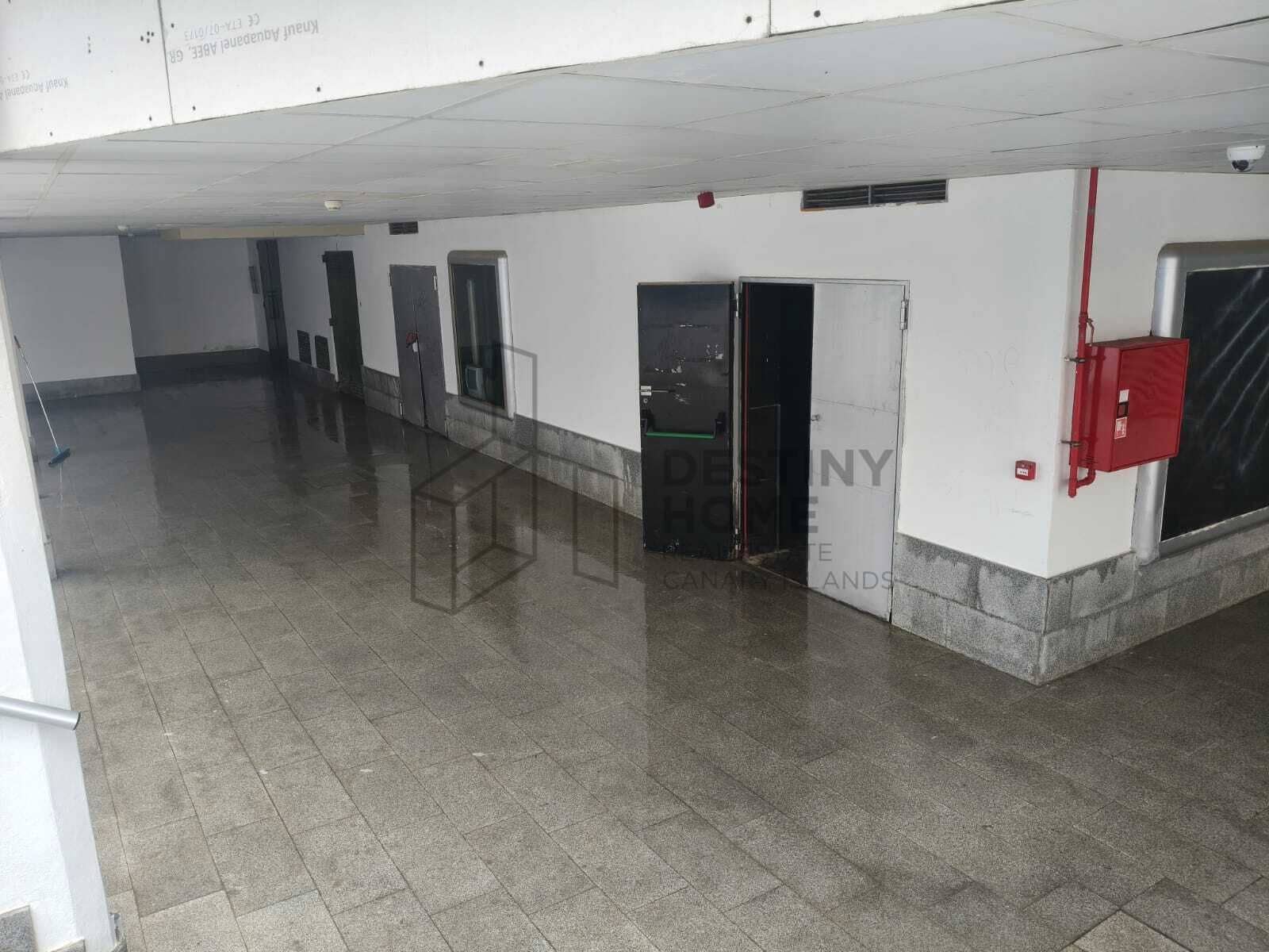 Commerciale in vendita in Corralejo - 490.000 € (Rif: 9907250)
