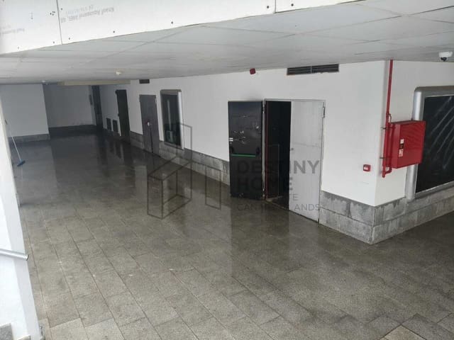 Commerciale in vendita in Corralejo, La Oliva - 490.000 € (Rif: 9907250)