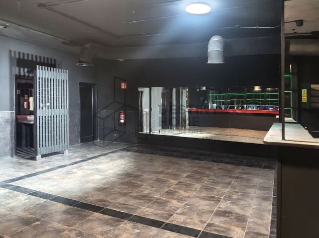 Commerciale in vendita in Corralejo, La Oliva - 490.000 € (Rif: 9907250)
