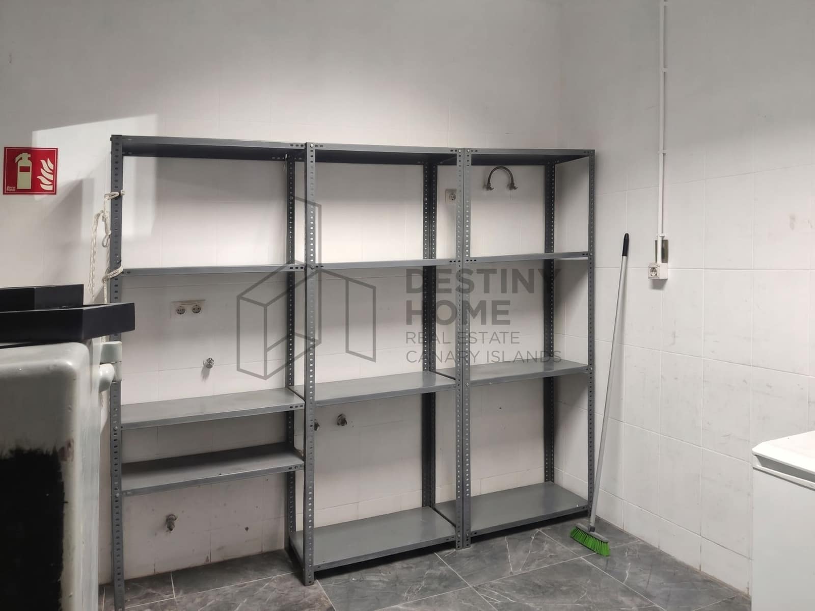 Commerciale in vendita in Corralejo - 490.000 € (Rif: 9907250)