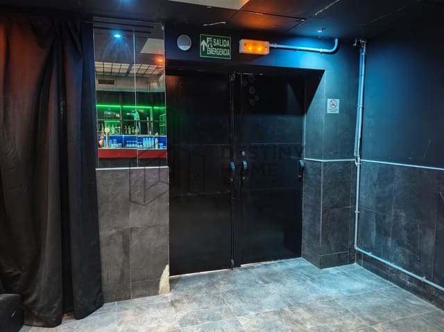 Commerciale in vendita in Corralejo, La Oliva - 490.000 € (Rif: 9907250)
