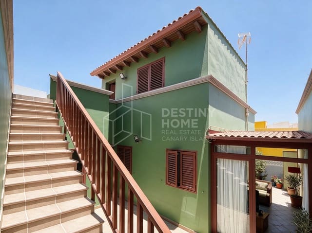 3 soverom Kjedet enebolig til salgs i El Matorral, Puerto del Rosario - € 280 000 (Ref: 9912635)