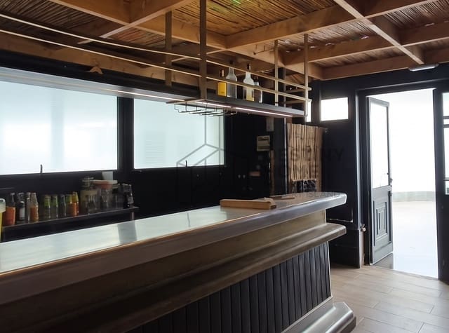 Komercyjne na sprzedaż w Corralejo, La Oliva - 160 000 € (Ref: 9921816)