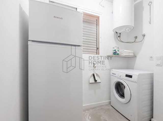 2 Zimmer Apartment zu verkaufen in Corralejo, La Oliva mit Garage - 255.000 € (Ref: 9926864)