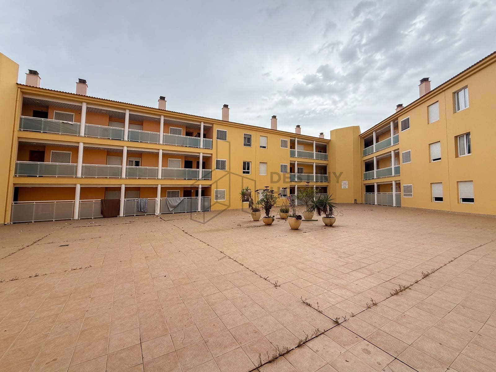 2 Zimmer Apartment zu verkaufen in Corralejo mit Garage - 255.000 € (Ref: 9926864)