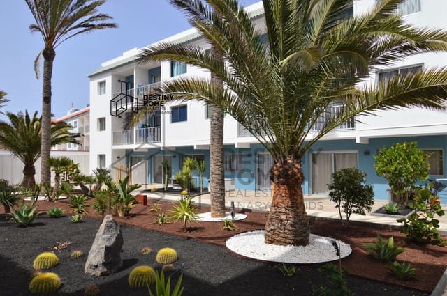 2 quarto Apartamento para venda em Corralejo, La Oliva com piscina - 170 000 € (Ref: 9926865)