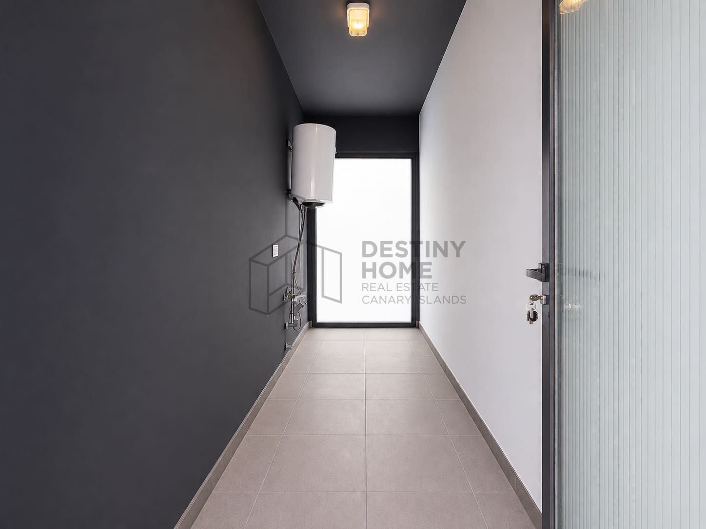 Chalet de 2 habitaciones en La Oliva en venta con piscina - 420.000 € (Ref: 9937535)