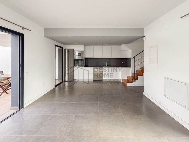 Chalet de 2 habitaciones en La Oliva en venta con piscina - 420.000 € (Ref: 9937535)