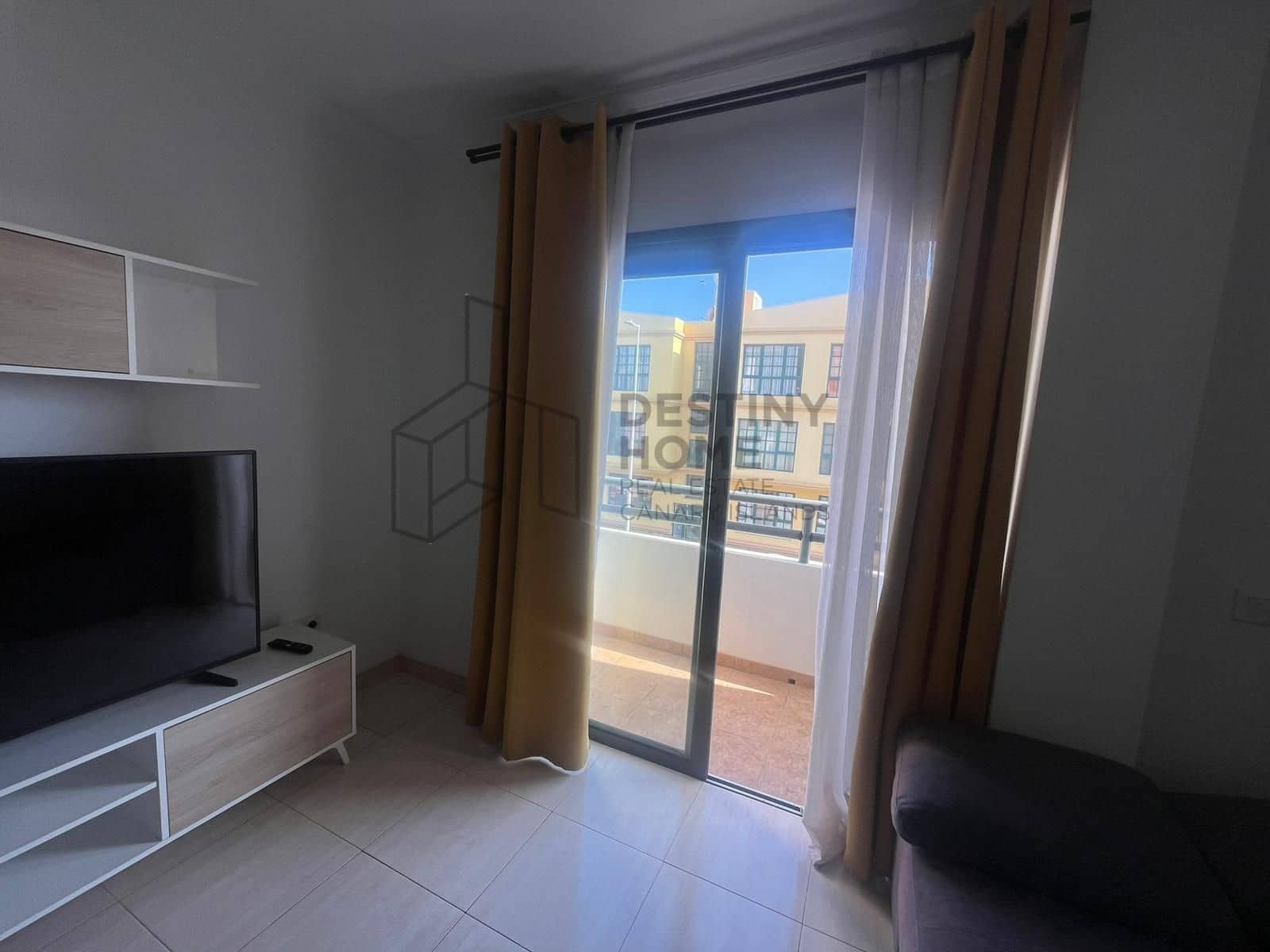 Piso de 2 habitaciones en Puerto del Rosario en venta - 180.000 € (Ref: 9941779)