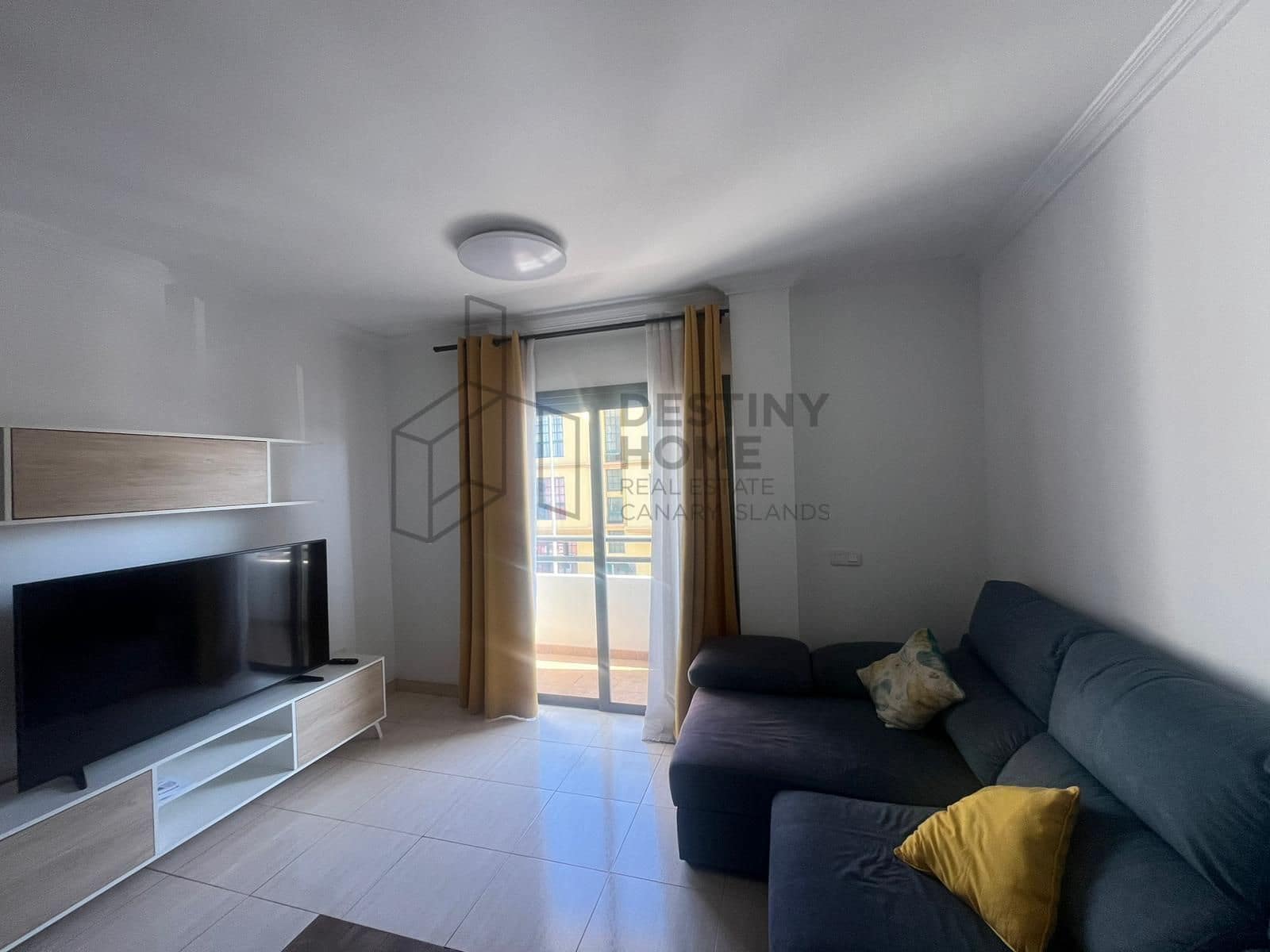 Piso de 2 habitaciones en Puerto del Rosario en venta - 180.000 € (Ref: 9941779)
