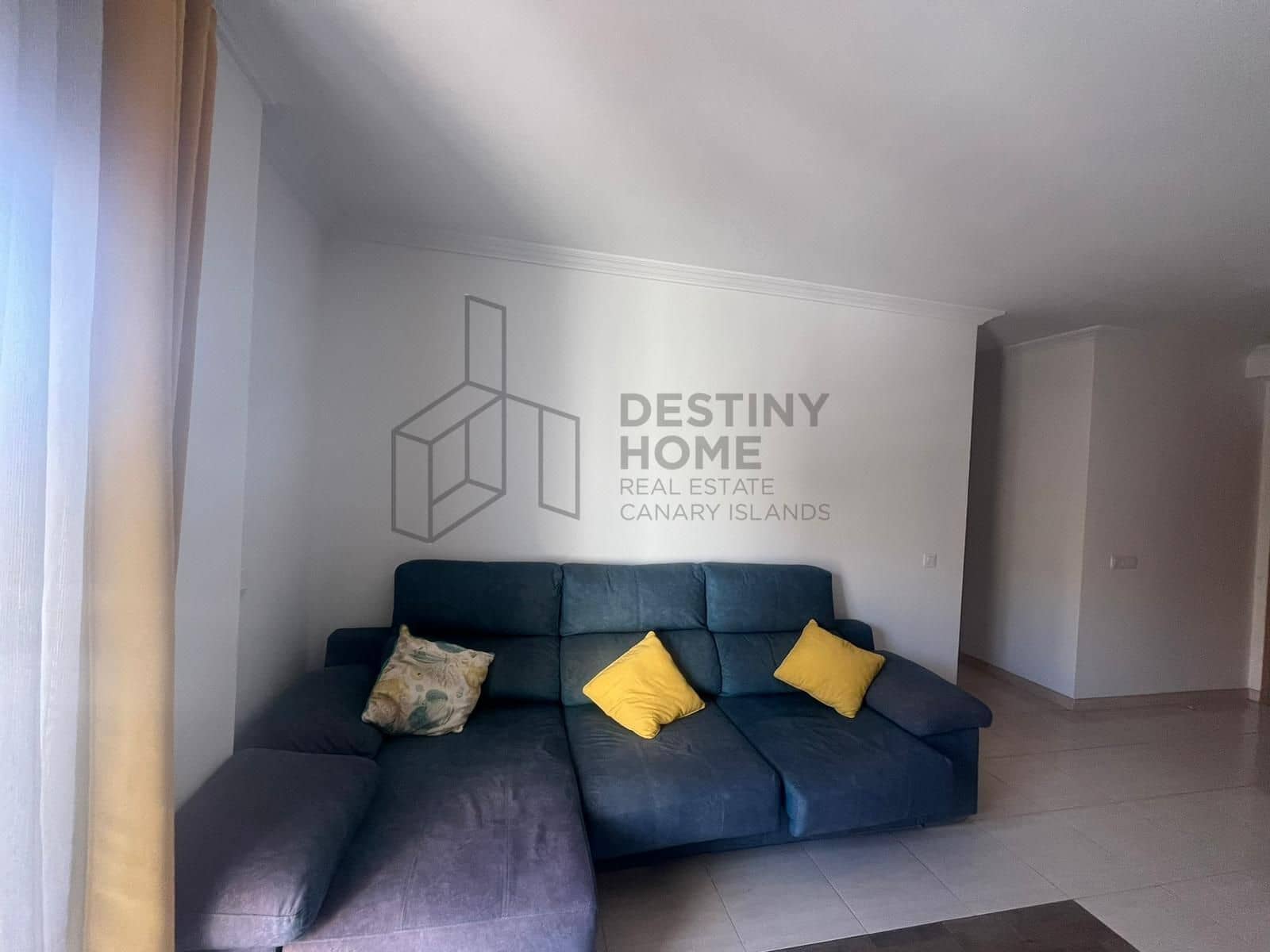 Piso de 2 habitaciones en Puerto del Rosario en venta - 180.000 € (Ref: 9941779)
