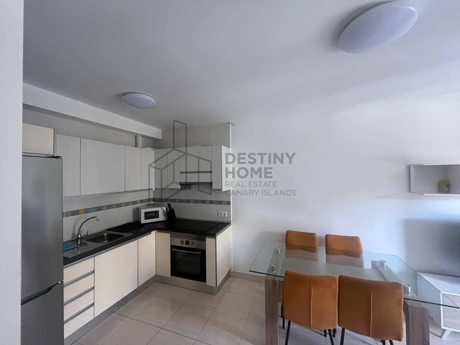 Piso de 2 habitaciones en Puerto del Rosario en venta - 180.000 € (Ref: 9941779)